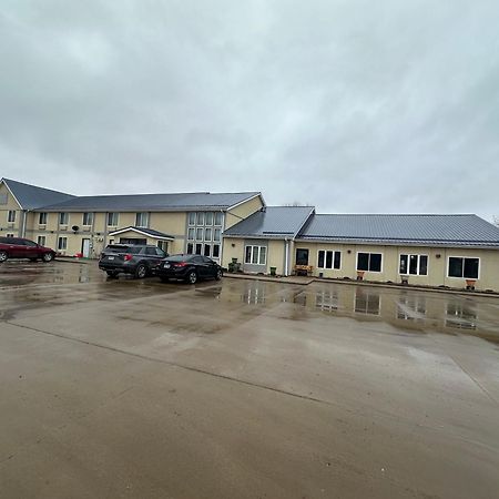 De Smet Super Deluxe Inn & Suites Екстериор снимка