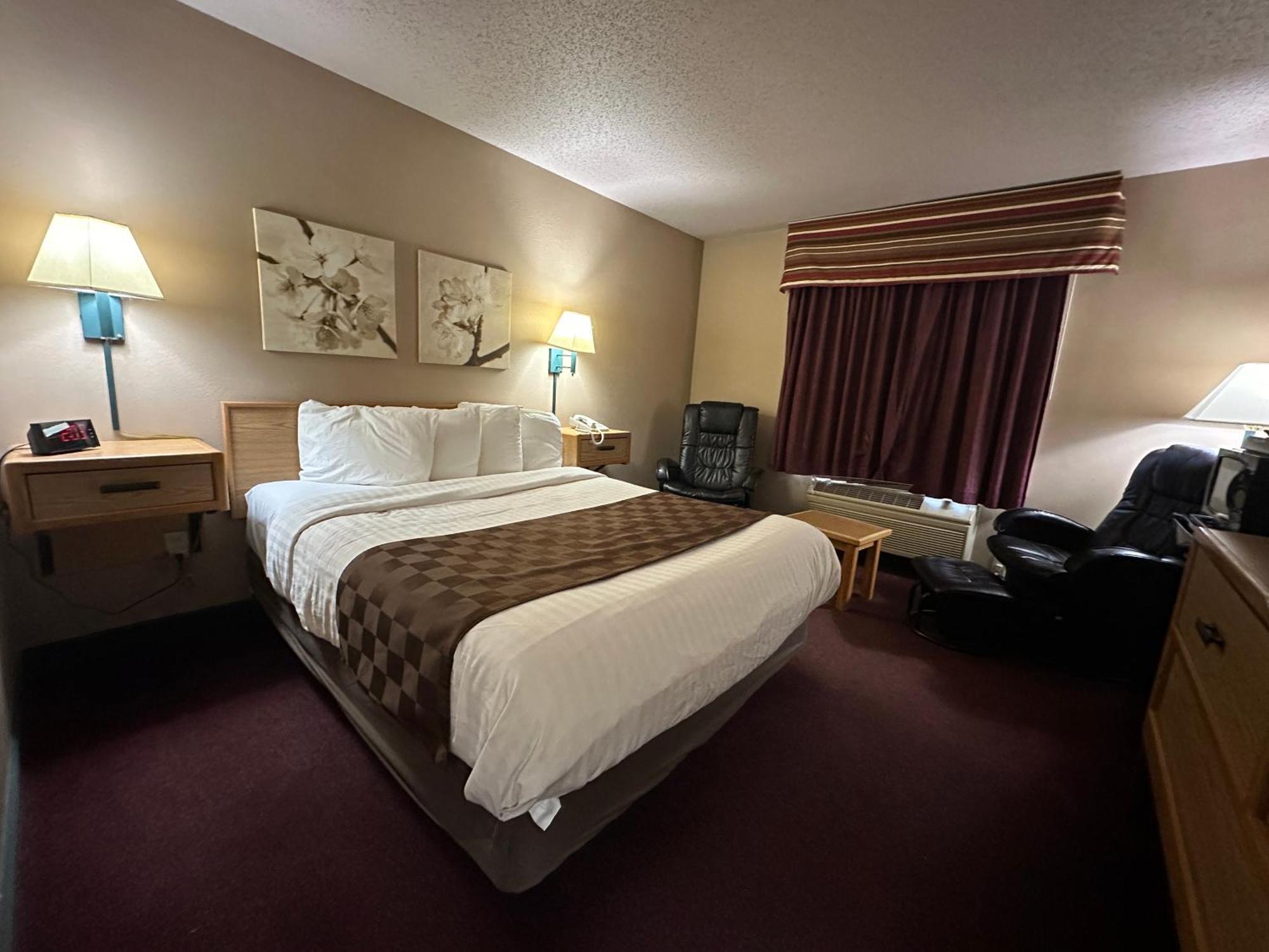 De Smet Super Deluxe Inn & Suites Екстериор снимка