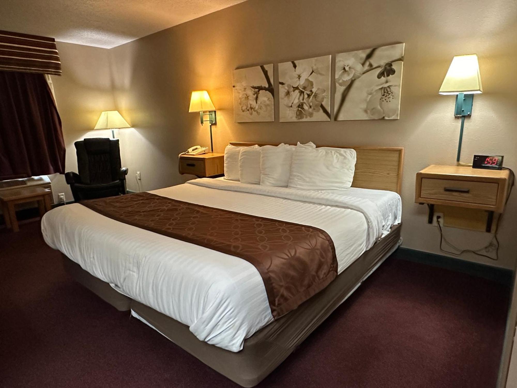De Smet Super Deluxe Inn & Suites Екстериор снимка