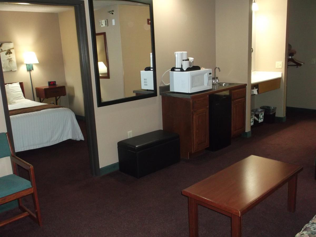 De Smet Super Deluxe Inn & Suites Екстериор снимка