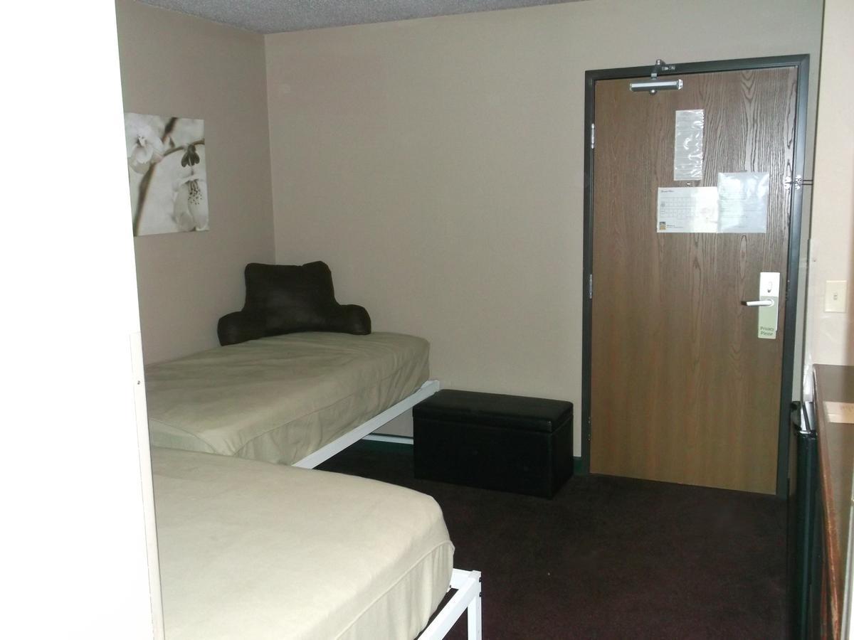 De Smet Super Deluxe Inn & Suites Екстериор снимка