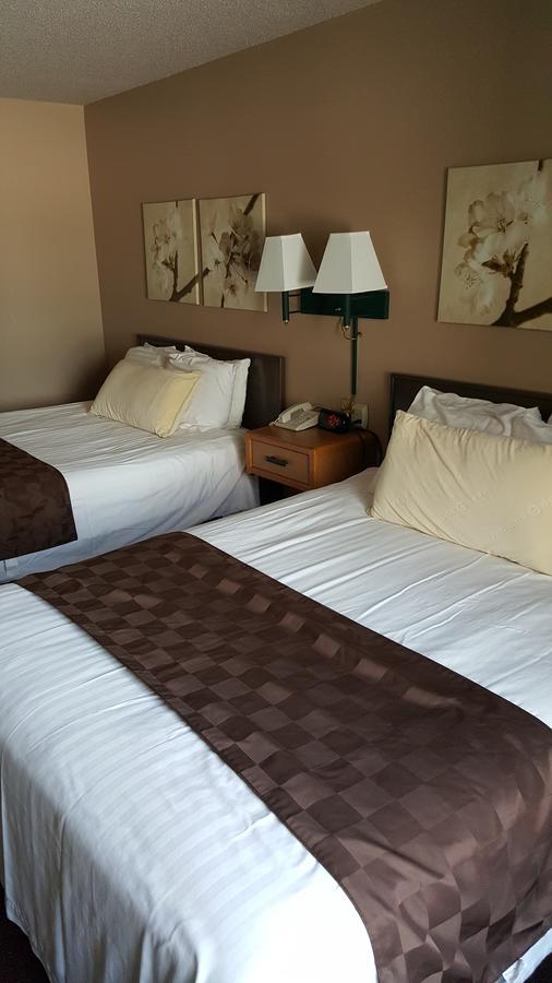 De Smet Super Deluxe Inn & Suites Екстериор снимка