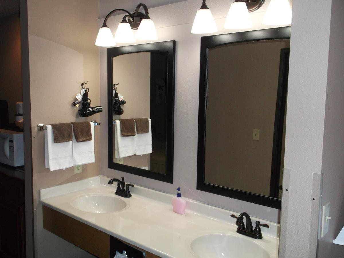 De Smet Super Deluxe Inn & Suites Екстериор снимка