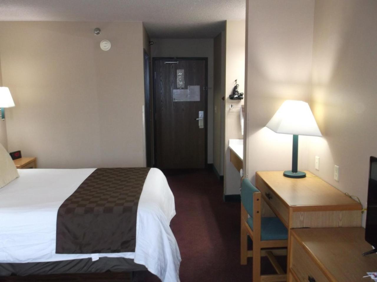 De Smet Super Deluxe Inn & Suites Екстериор снимка
